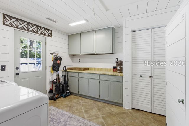 8 Azalea St, Hilton Head Island, SC 29928