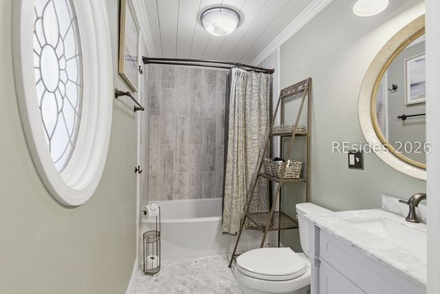 8 Azalea St, Hilton Head Island, SC 29928