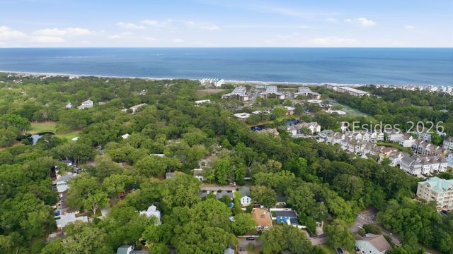 8 Azalea St, Hilton Head Island, SC 29928