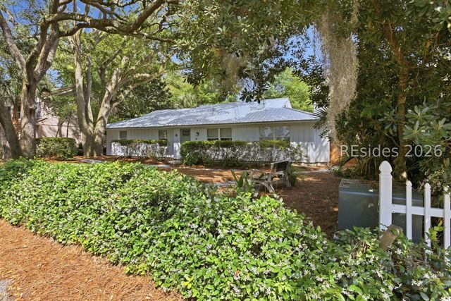 8 Azalea St, Hilton Head Island, SC 29928