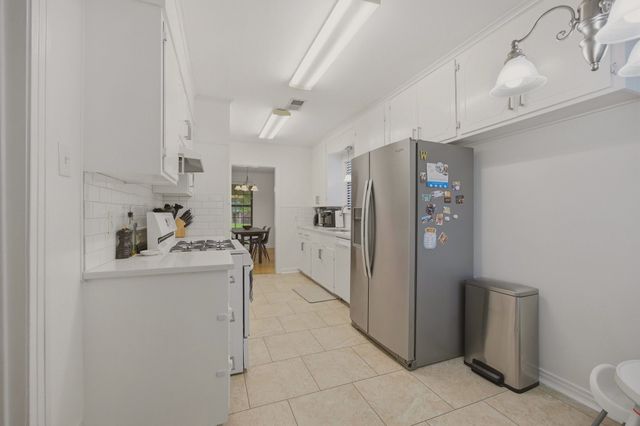 3840 Greenway Place, Shreveport, LA 71105