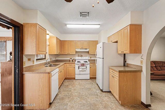 213 Bayshore Avenue NW, Palm Bay, FL 32907