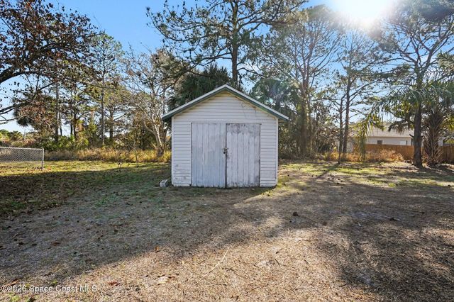 213 Bayshore Avenue NW, Palm Bay, FL 32907