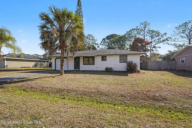 213 Bayshore Avenue NW, Palm Bay, FL 32907