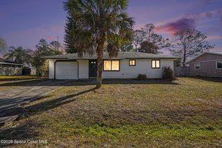 213 Bayshore Avenue NW, Palm Bay, FL 32907