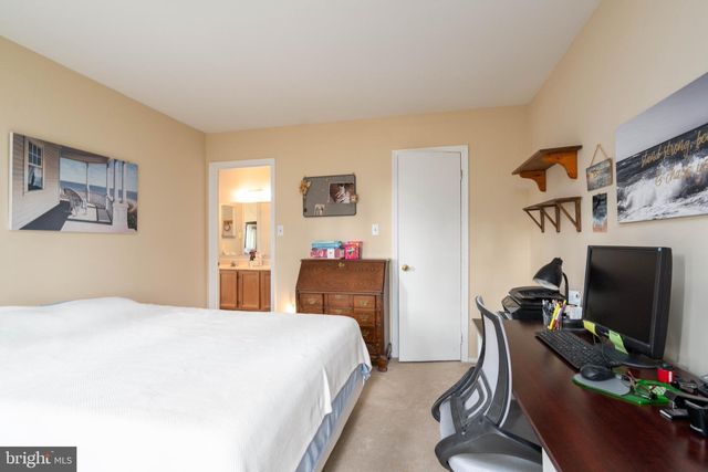 4944 ROSEBAY PL, Mays Landing, NJ 08330