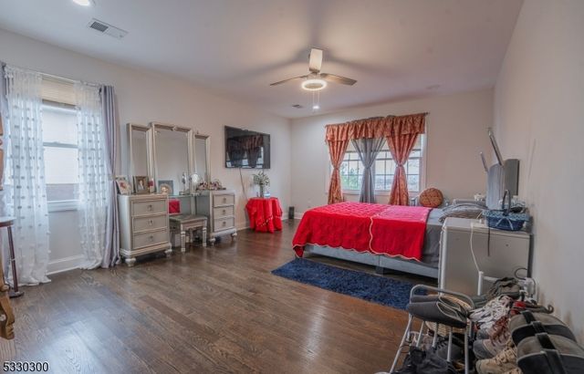 177 Maple St 2, Fairview Boro, NJ 07022