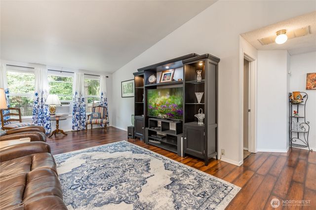2707 S 366th Place, Federal Way, WA 98003