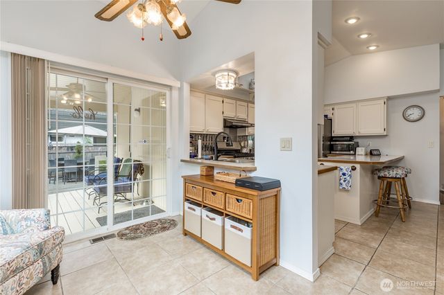 2707 S 366th Place, Federal Way, WA 98003