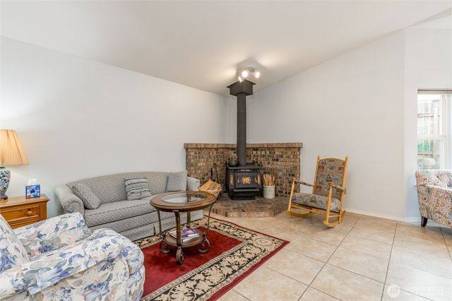 2707 S 366th Place, Federal Way, WA 98003