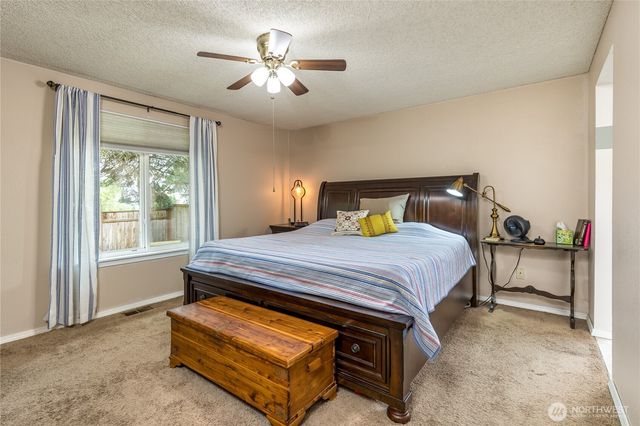 2707 S 366th Place, Federal Way, WA 98003