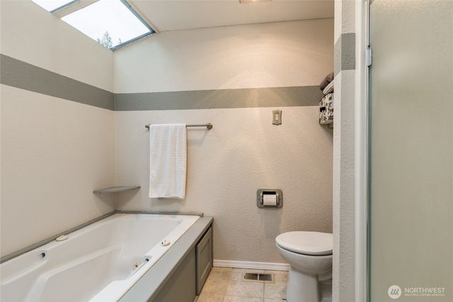 2707 S 366th Place, Federal Way, WA 98003