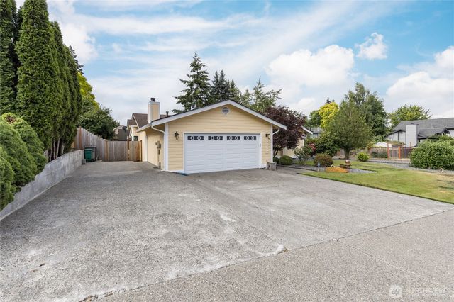 2707 S 366th Place, Federal Way, WA 98003