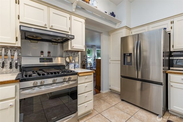 2707 S 366th Place, Federal Way, WA 98003