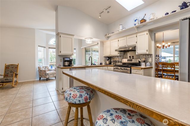 2707 S 366th Place, Federal Way, WA 98003