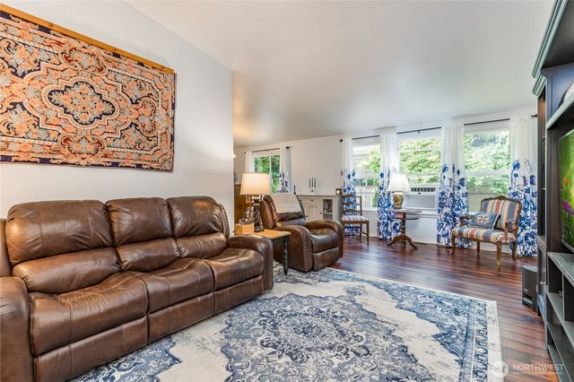2707 S 366th Place, Federal Way, WA 98003