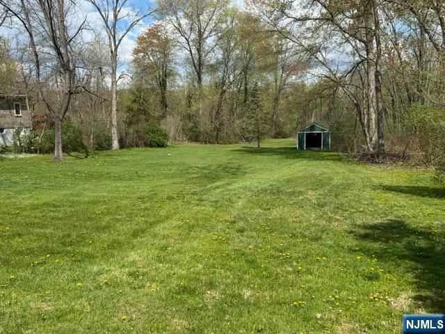 10 Bellows Lane, Montville Township, NJ 07082