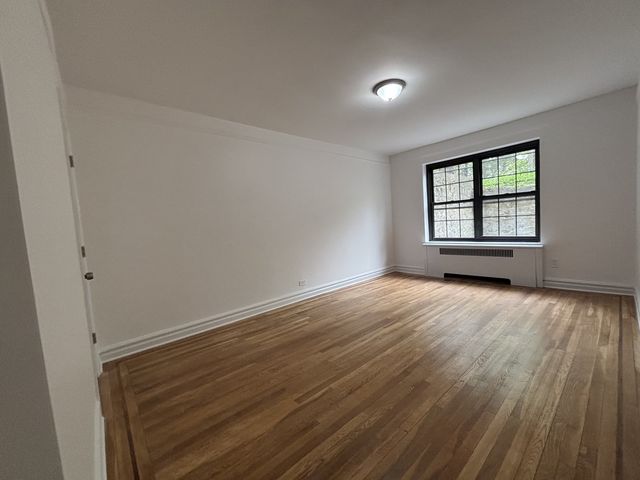 50 Park Ter W Apt 1C, New York City, NY 10034