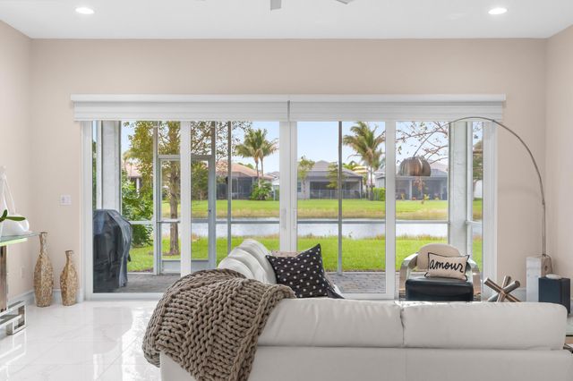 12567 Crested Butte Avenue, Boynton Beach, FL 33437