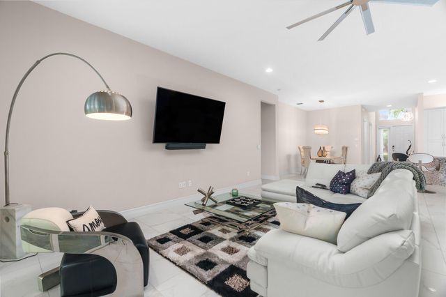 12567 Crested Butte Avenue, Boynton Beach, FL 33437