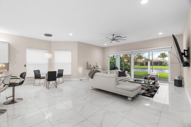 12567 Crested Butte Avenue, Boynton Beach, FL 33437