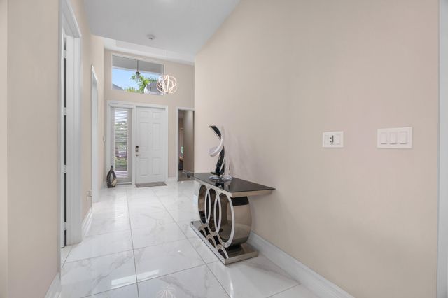 12567 Crested Butte Avenue, Boynton Beach, FL 33437