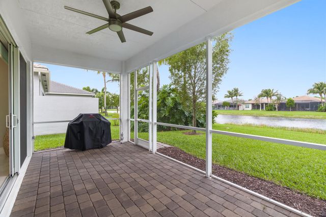 12567 Crested Butte Avenue, Boynton Beach, FL 33437