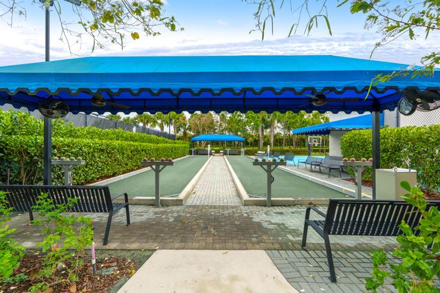 12567 Crested Butte Avenue, Boynton Beach, FL 33437