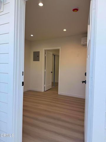 22306 Kittridge Street, Woodland Hills, CA 91303