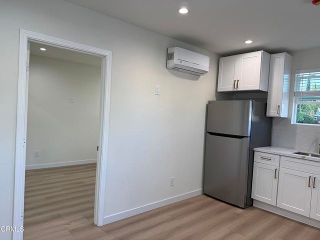22306 Kittridge Street, Woodland Hills, CA 91303