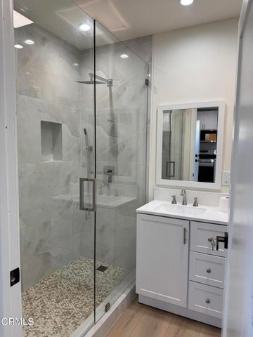 22306 Kittridge Street, Woodland Hills, CA 91303
