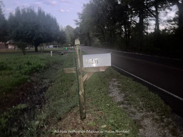 1047 Perry Switch Rd, Jackson, TN 38301