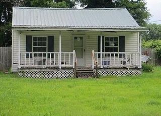 1047 Perry Switch Rd, Jackson, TN 38301