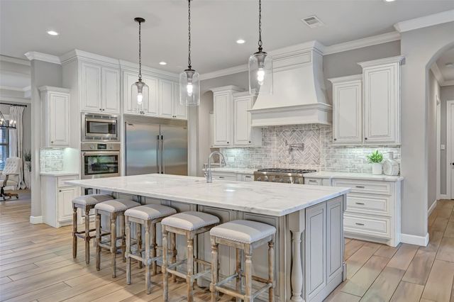 1821 Avery Lane, Friendswood, TX 77546