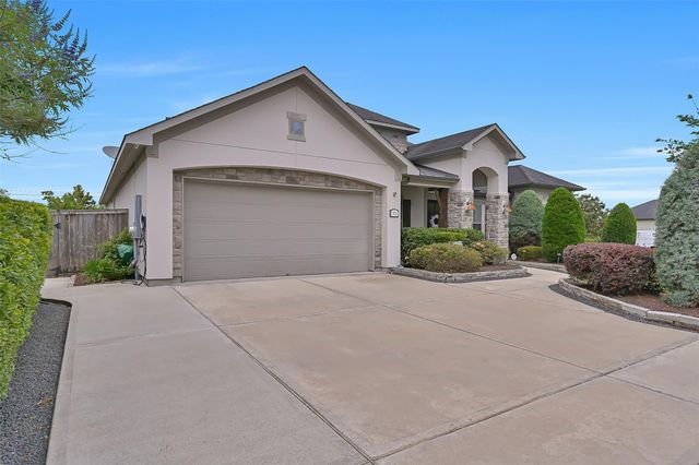 1821 Avery Lane, Friendswood, TX 77546