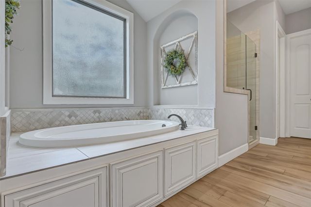 1821 Avery Lane, Friendswood, TX 77546