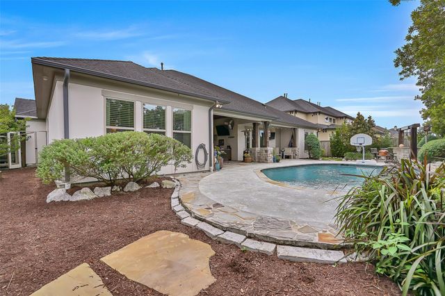 1821 Avery Lane, Friendswood, TX 77546