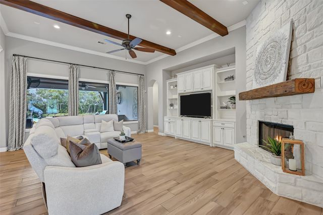 1821 Avery Lane, Friendswood, TX 77546