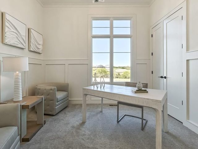 5831 Lentz Drive, Parkville, MO 64152