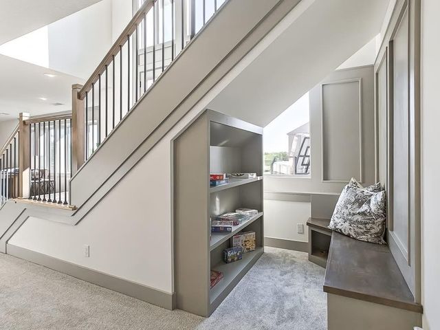 5831 Lentz Drive, Parkville, MO 64152