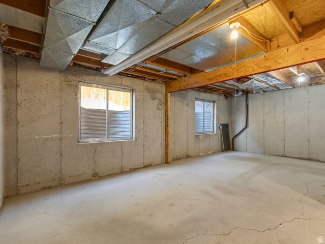 1248 W EDGEBERRY DR, Murray, UT 84123