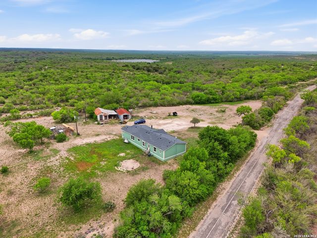 247 PR 4550, Hondo, TX 78861