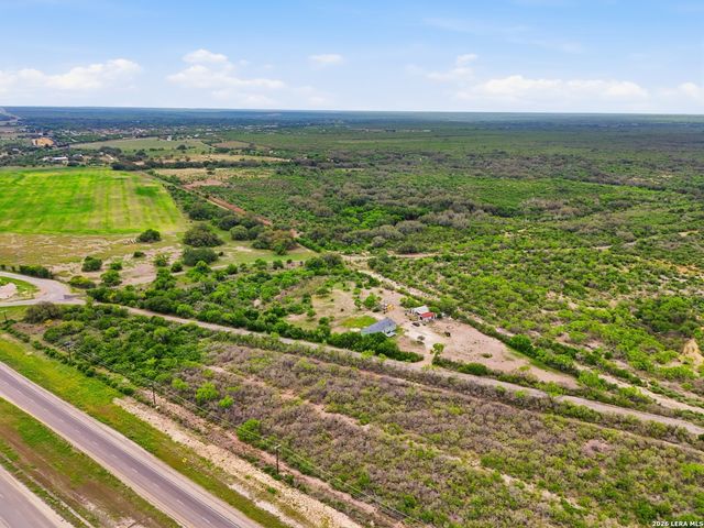 247 PR 4550, Hondo, TX 78861