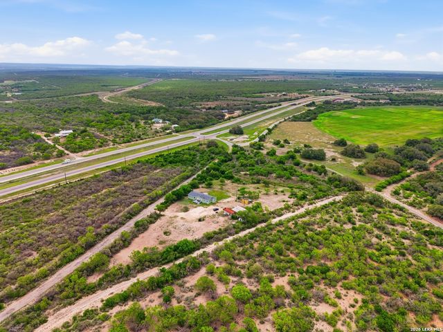 247 PR 4550, Hondo, TX 78861