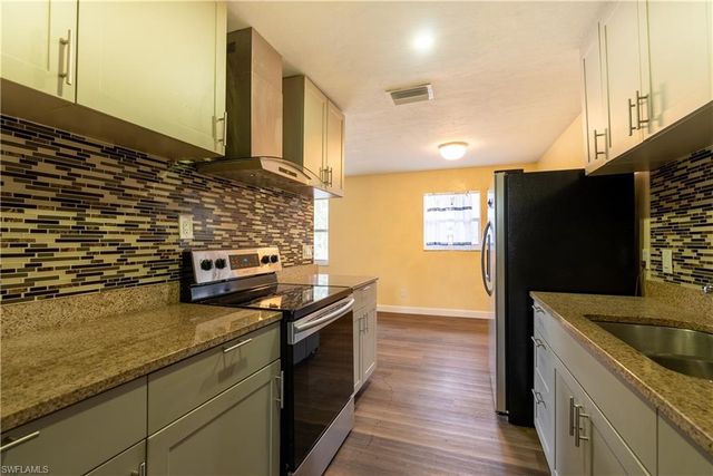 4811 Zana DR, Fort Myers, FL 33905