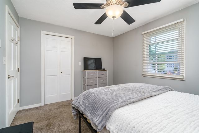 59 Hudson St, Leominster, MA 01453