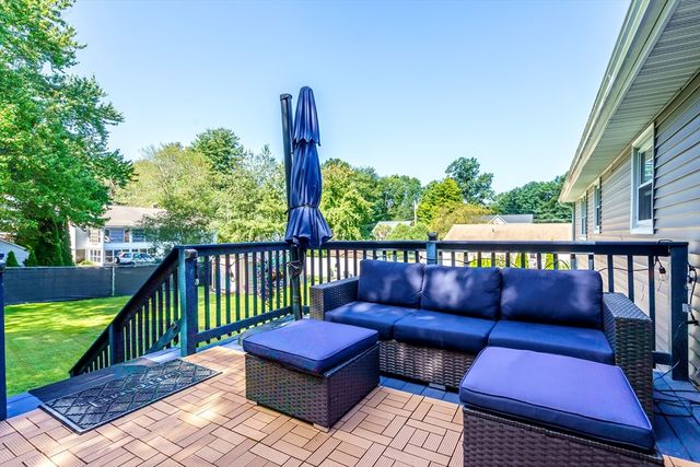 59 Hudson St, Leominster, MA 01453