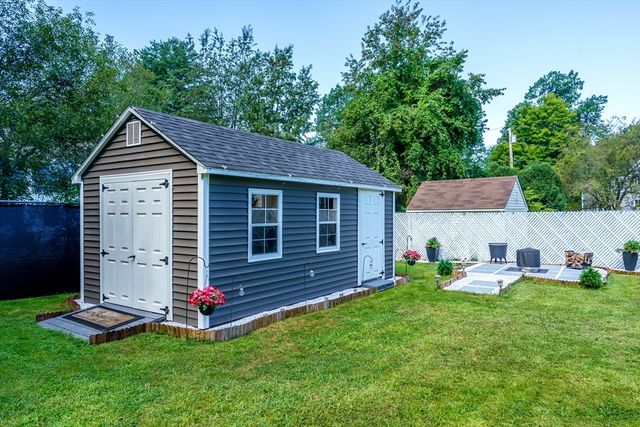 59 Hudson St, Leominster, MA 01453