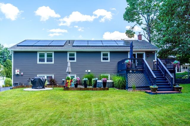 59 Hudson St, Leominster, MA 01453
