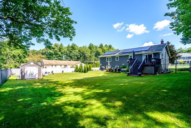 59 Hudson St, Leominster, MA 01453